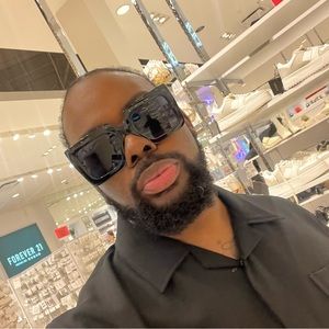 Meet your Posher, Drey